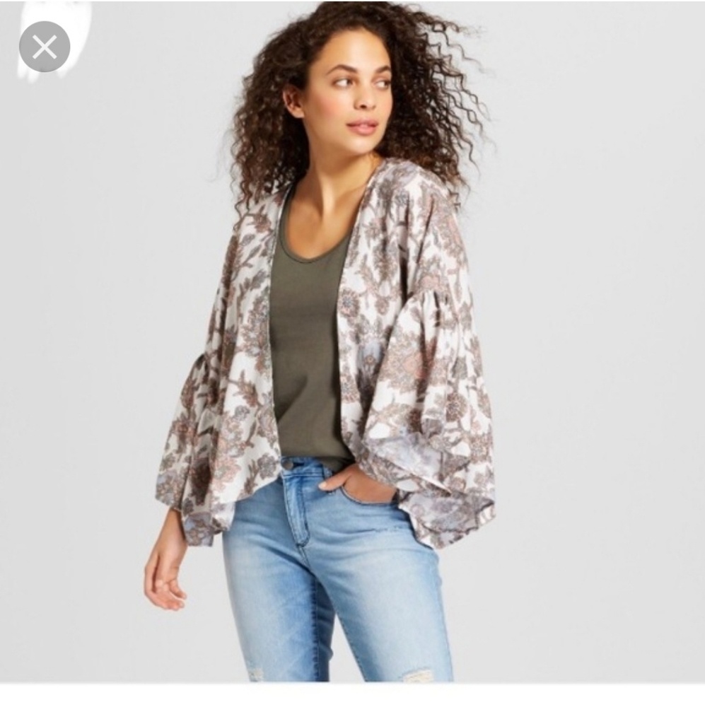 Universal Thread shawl